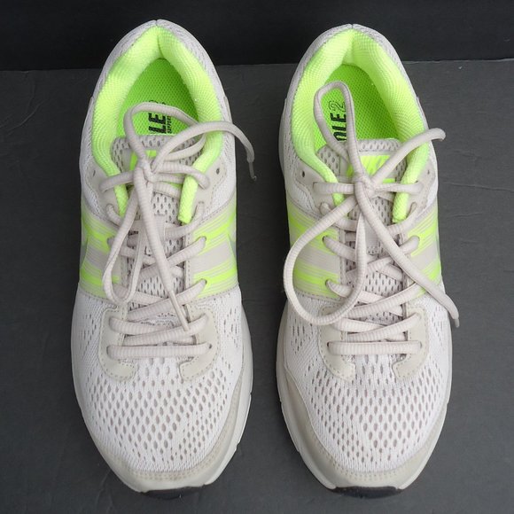 Nike Zoom Pegasus 29 Trail Running Cross Fit Shoes Size 6.5  SIZE 6.5. NIKE Air Pegasus 29 training running sneakers shoes.